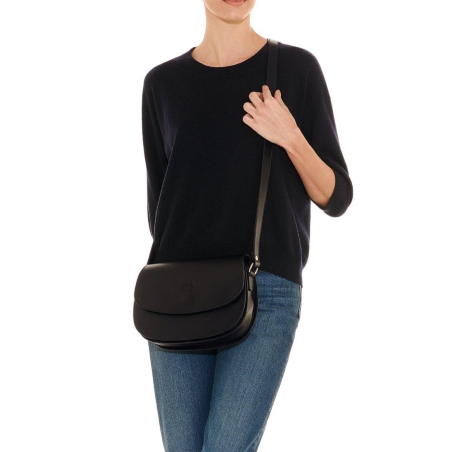 Women Il Bisonte Bags | Il Bisonte Women'S Salina Crossbody Bag Black