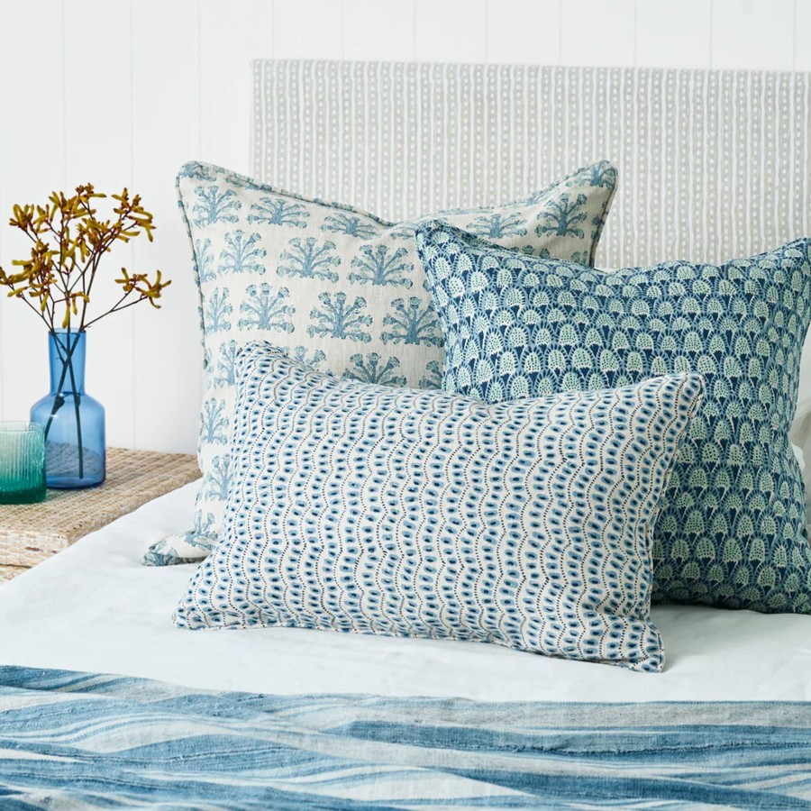 Bedding Walter G | Walter G Samode Fresh Azure Linen Cushion